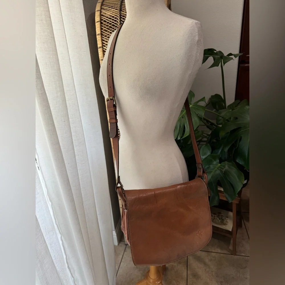 Patricia‎ Nash Brown Leather Crossbody Bag